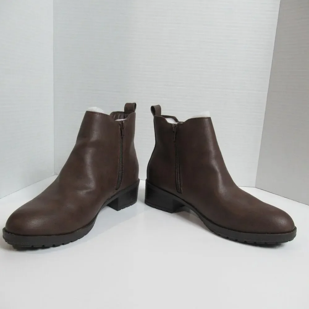 Simply Vera Boots 9.5 M Black Jaeger Buckle Ankle Bootie Faux Leather High Heel